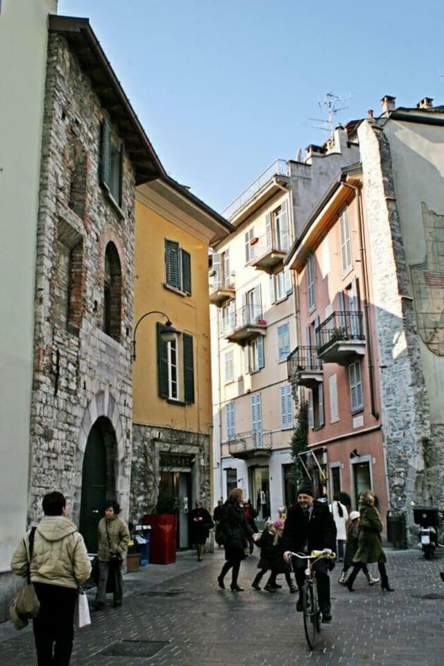29 Via Francesco Muralto Como
